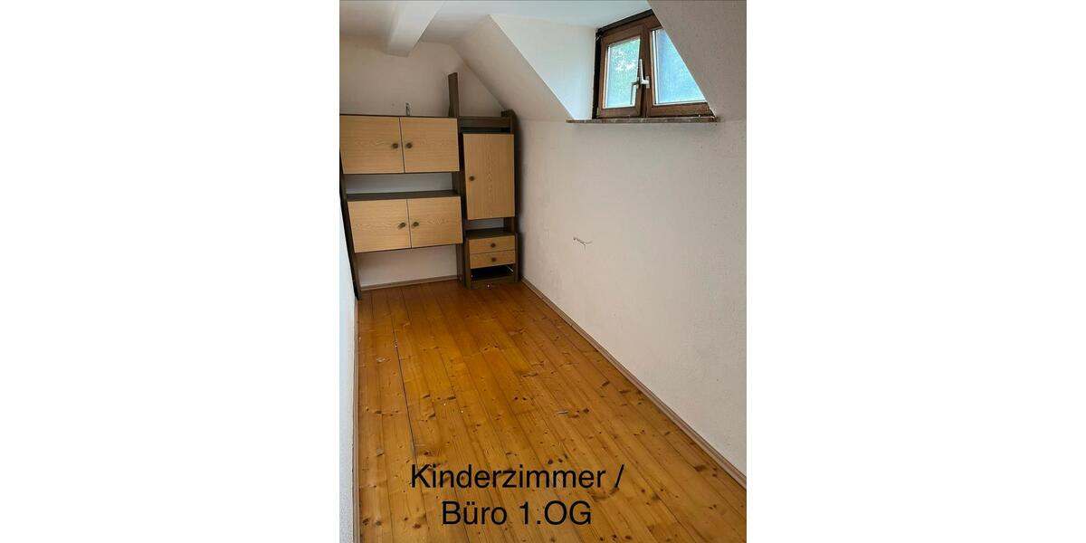 Doppelhaushälfte Rehau - 10 Zimmer, 150 m&sup2;, 189.000&euro; | Angebot:27023492
