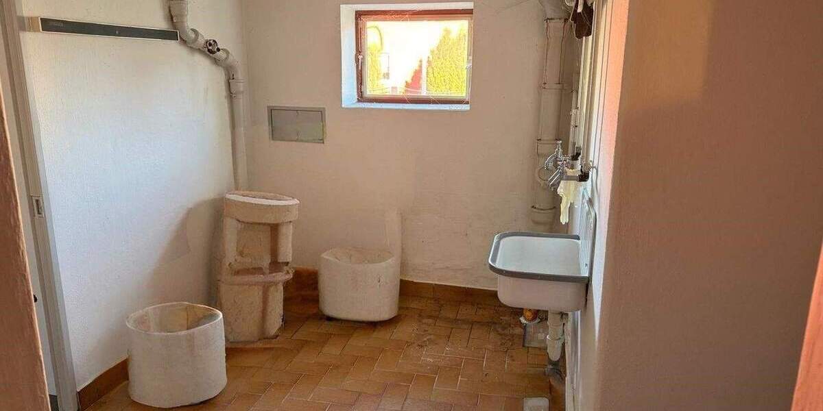 Doppelhaushälfte Hof Innenstadt - 5 Zimmer, 109 m&sup2;, 199.000&euro; | Angebot:25909395