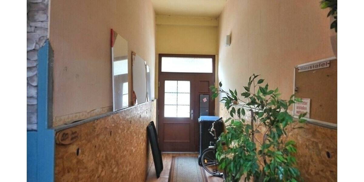 Mehrfamilienhaus, Wohnhaus Oelsnitz - 6 Zimmer, 200 m&sup2;, 74.000&euro; | Angebot:25985881