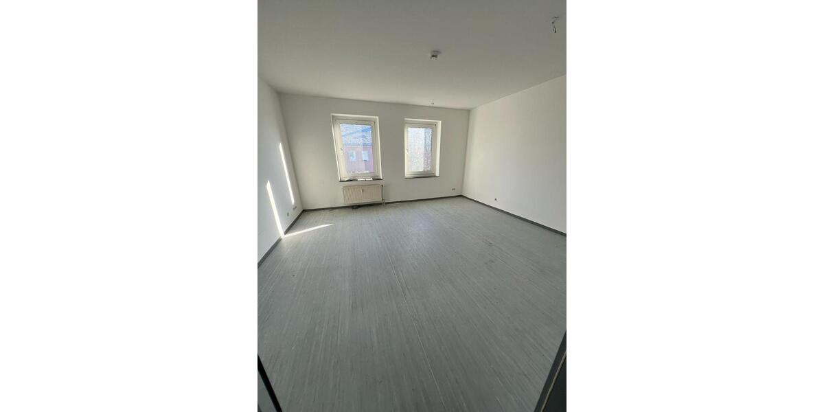 Etagenwohnung Naila - 3 Zimmer, 76 m&sup2;, 450&euro; | Angebot:24474410