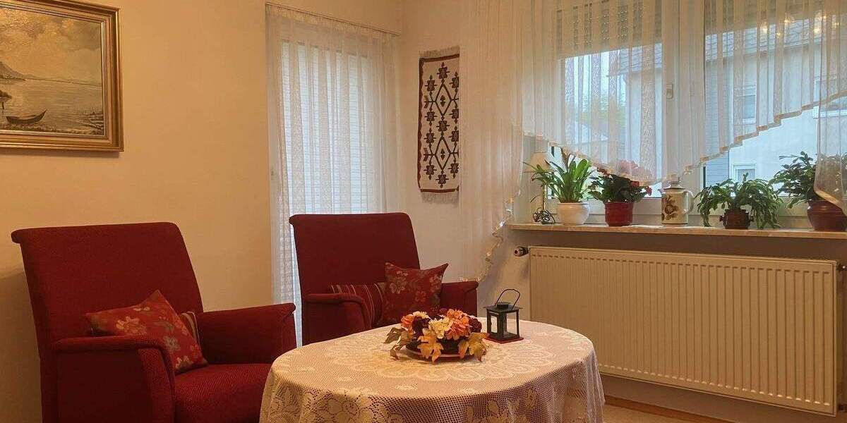 Doppelhaushälfte Helmbrechts Wüstenselbitz - 4 Zimmer, 100 m&sup2;, 99.000&euro; | Angebot:25693001