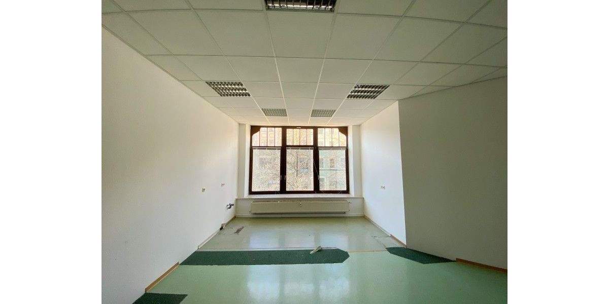 Gewerbeobjekt Plauen Stadtmitte - 8 Zimmer, 166 m&sup2;, 700&euro; | Angebot:25776519