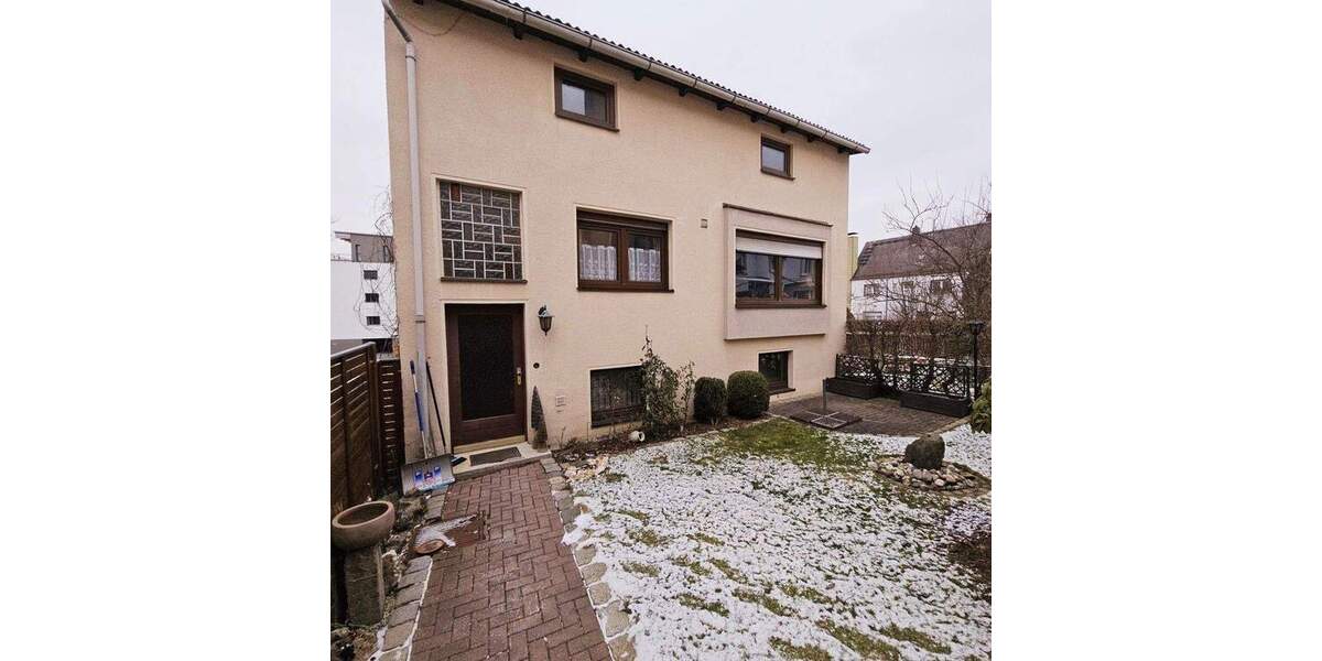 Einfamilienhaus Rehau - 6 Zimmer, 225 m&sup2;, 398.000&euro; | Angebot:25871422