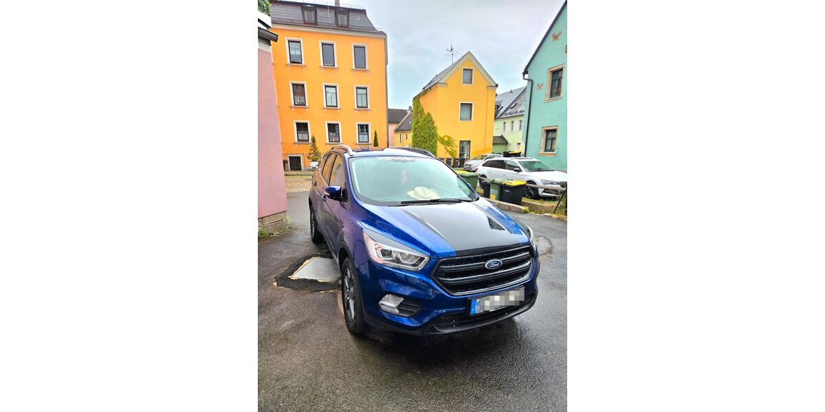Ford Kuga 94.000 km 10.800 &euro; Selb 95100
