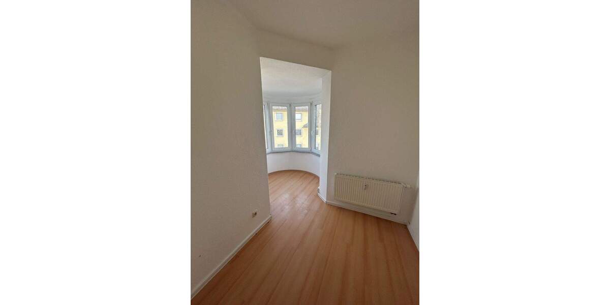Etagenwohnung Plauen Stadtmitte - 2 Zimmer, 69 m&sup2;, 320&euro; | Angebot:26092028