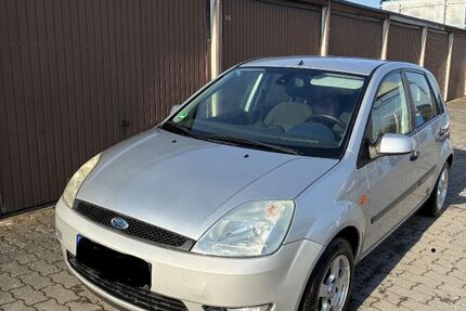 Ford Fiesta 179.042 km 1.100 &euro; Hof 95032