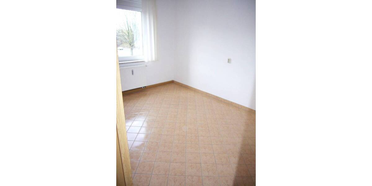 Etagenwohnung Plauen Südvorstadt - 2 Zimmer, 49 m&sup2;, 285&euro; | Angebot:26170901