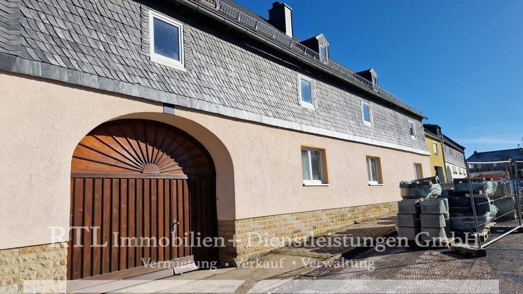 Einfamilienhaus Gefell Langgrün - 9 Zimmer, 200 m&sup2;, 65.000&euro; | Angebot:25742910