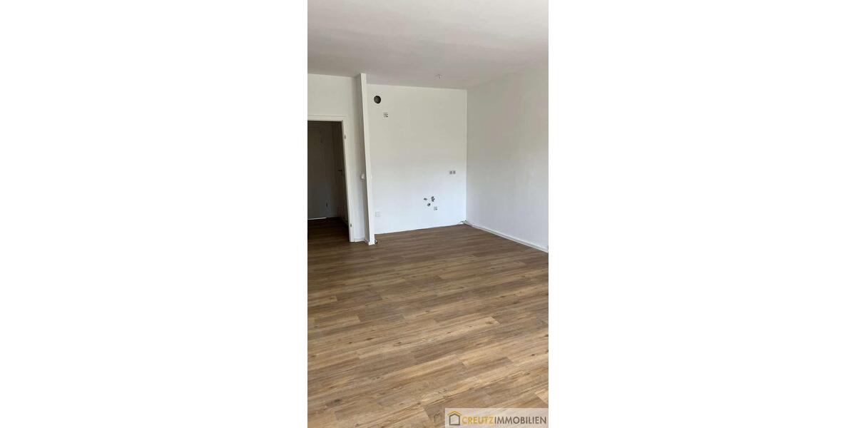 Etagenwohnung Plauen Alt Chrieschwitz - 3 Zimmer, 58 m&sup2;, 260&euro; | Angebot:26017460