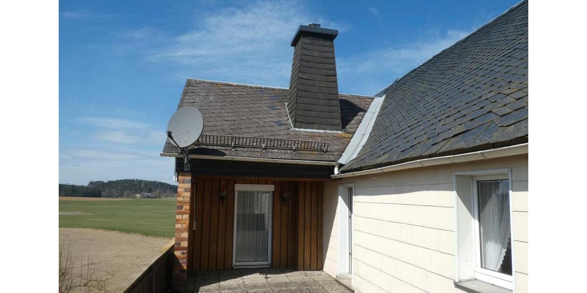 Einfamilienhaus Sparneck - 10 Zimmer, 190 m&sup2;, 259.000&euro; | Angebot:25988722