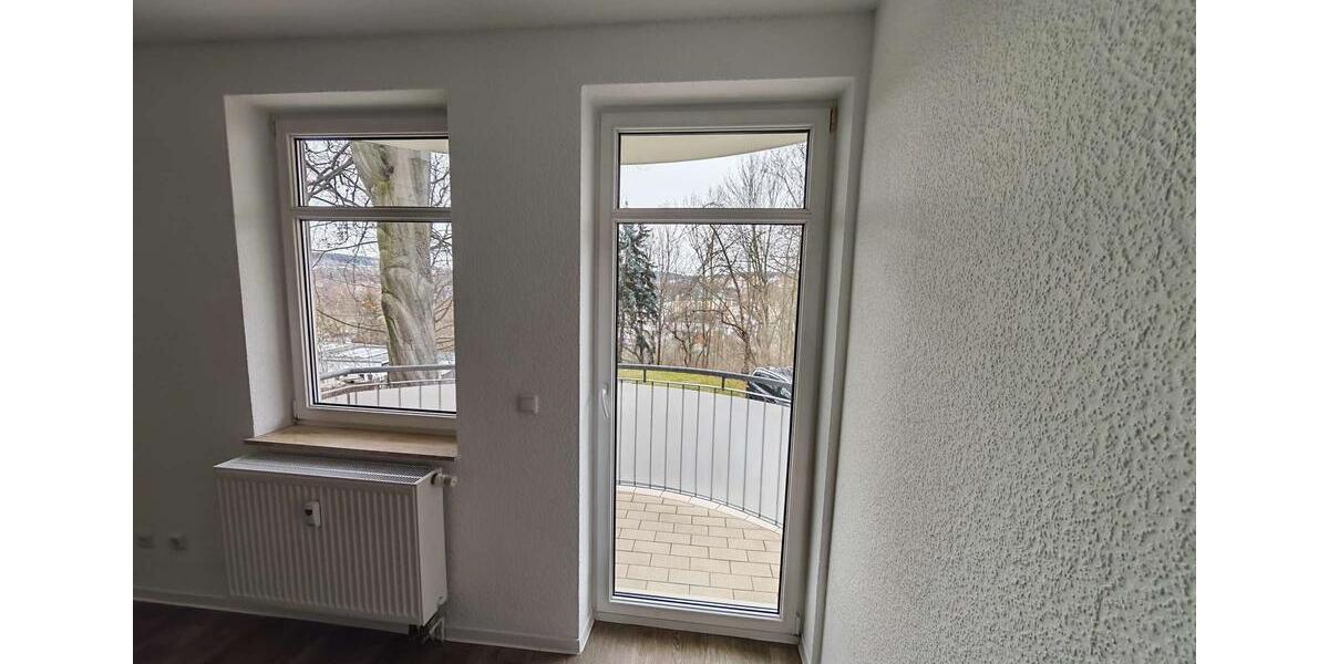 Etagenwohnung Plauen Alt Chrieschwitz - 3.5 Zimmer, 98 m&sup2;, 530&euro; | Angebot:25322161