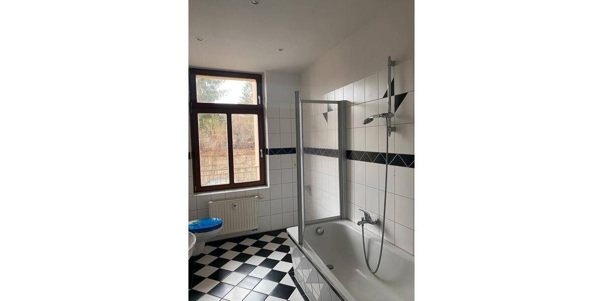 Etagenwohnung Plauen Altstadt - 4 Zimmer, 96 m&sup2;, 107.000&euro; | Angebot:27264892