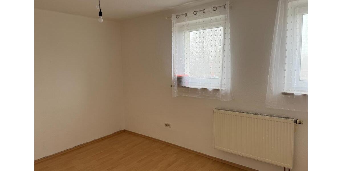 Etagenwohnung Schönwald - 3 Zimmer, 71 m&sup2;, 380&euro; | Angebot:25903971