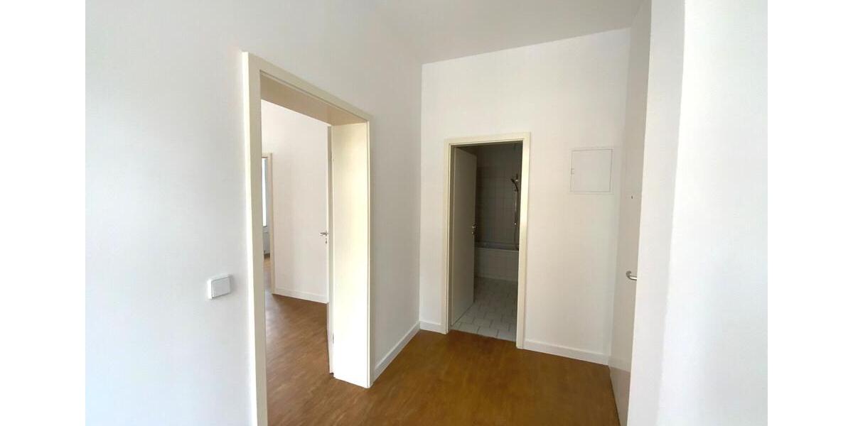 Etagenwohnung Plauen - 2 Zimmer, 52 m&sup2;, 310&euro; | Angebot:25079461