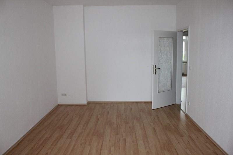 Etagenwohnung Plauen Westend - 7 Zimmer, 179 m&sup2;, 235.000&euro; | Angebot:25910395