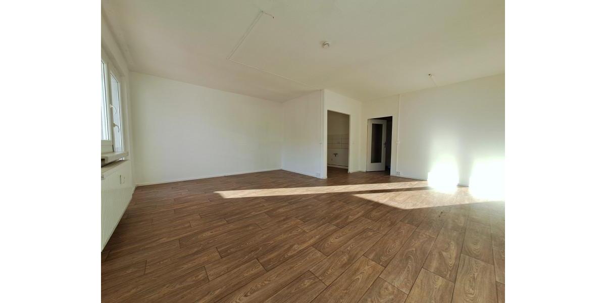 Erdgeschoßwohnung Plauen Alt Chrieschwitz - 3 Zimmer, 69 m&sup2;, 347&euro; | Angebot:24660888