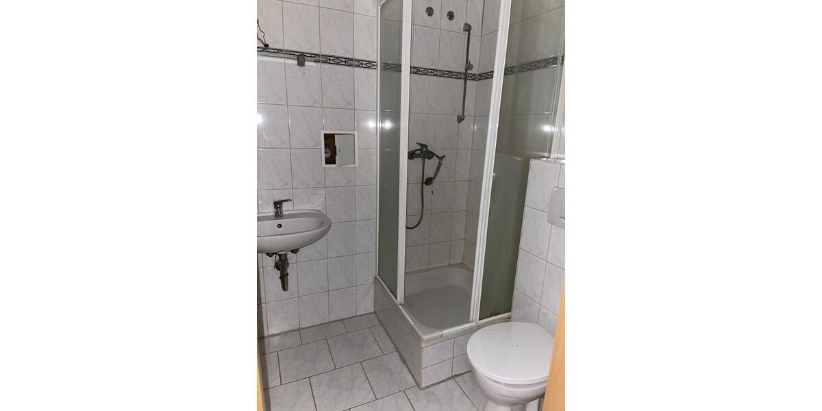 Etagenwohnung Plauen - 1 Zimmer, 27 m&sup2;, 24.000&euro; | Angebot:26986962