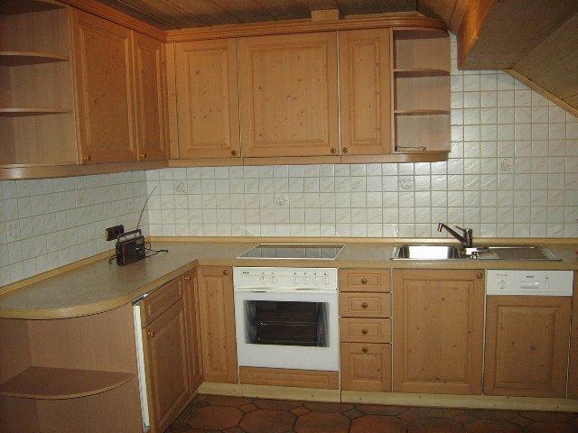 Dachgeschoßwohnung Hof Altstadt - 3 Zimmer, 100 m&sup2;, 590&euro; | Angebot:25978851