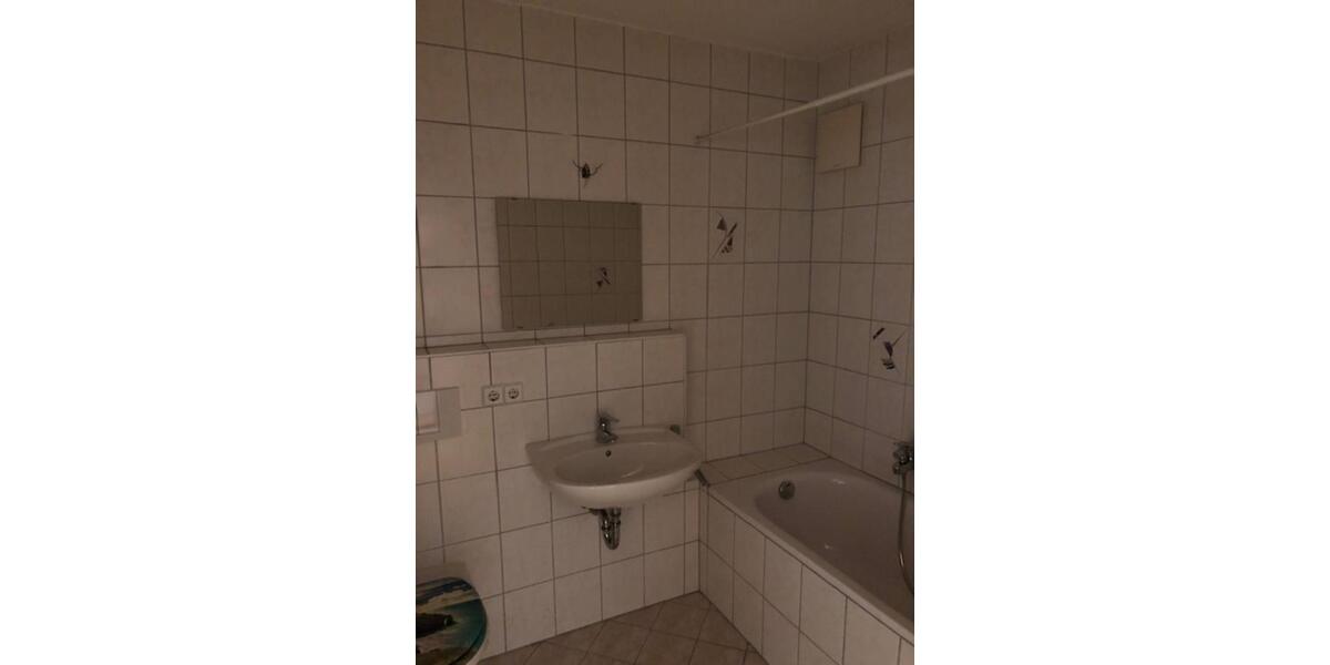 Erdgeschoßwohnung Plauen - 1 Zimmer, 35 m&sup2;, 350&euro; | Angebot:25219412