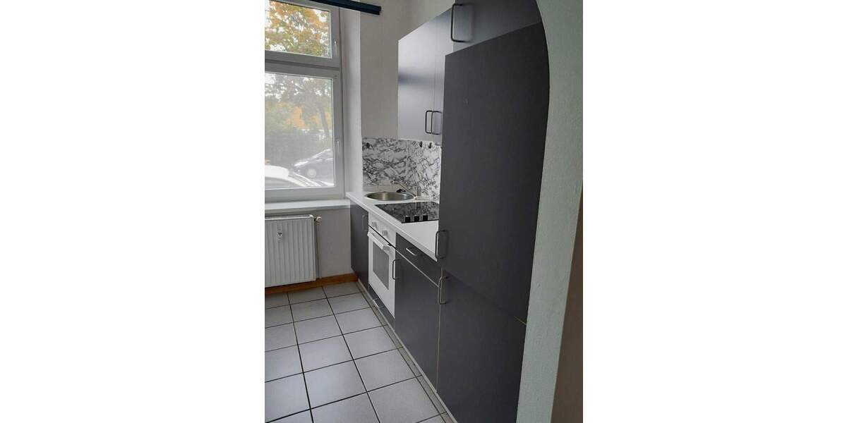 Terrassenwohnung Hof Innenstadt - 4 Zimmer, 70 m&sup2;, 430&euro; | Angebot:26128126