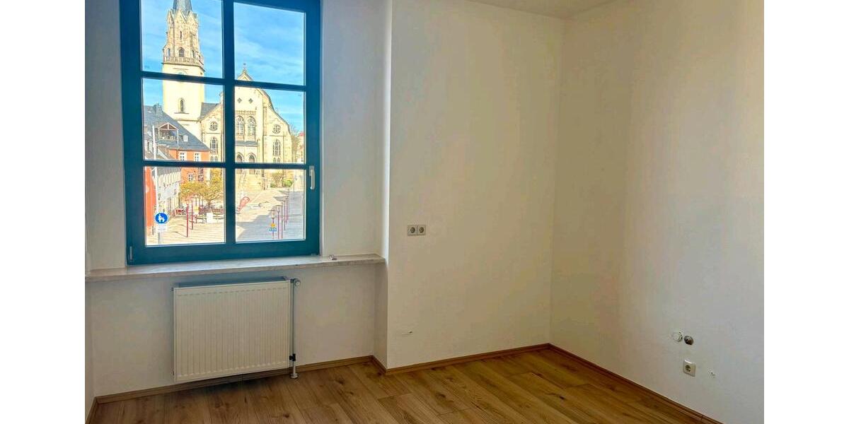 Etagenwohnung Selb - 7 Zimmer, 205 m&sup2;, 225.000&euro; | Angebot:26121947