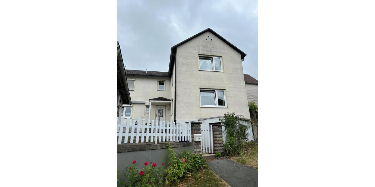Doppelhaushälfte Rehau - 10 Zimmer, 150 m&sup2;, 189.000&euro; | Angebot:27023492