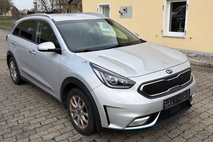 Kia Niro 100.000 km 11.999 &euro; Hof 95030