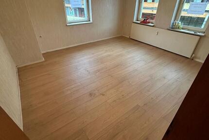 Wohnung Naila - 4 Zimmer, 90 m&sup2;, 600&euro; | Angebot:25639240