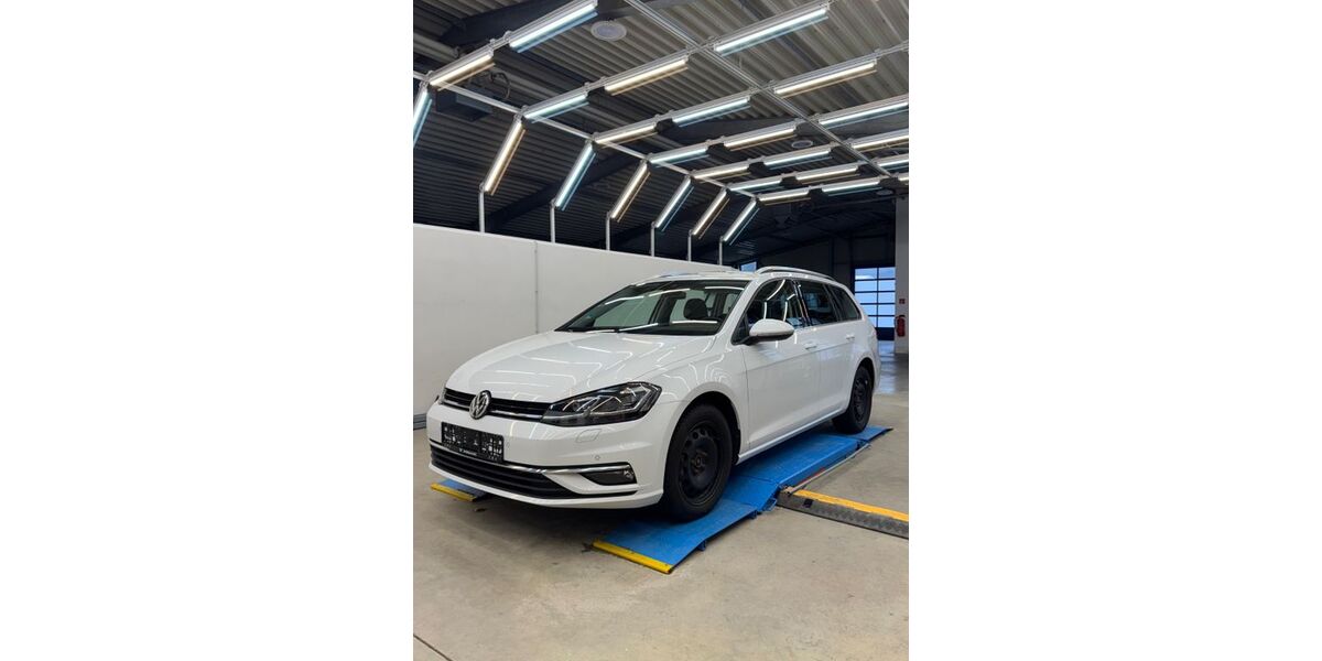 VW Golf 176.000 km 13.800 &euro; Theuma 08541