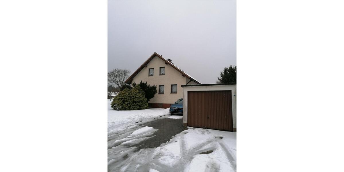 Einfamilienhaus Helmbrechts - 6 Zimmer, 130 m&sup2;, 185.000&euro; | Angebot:25752729