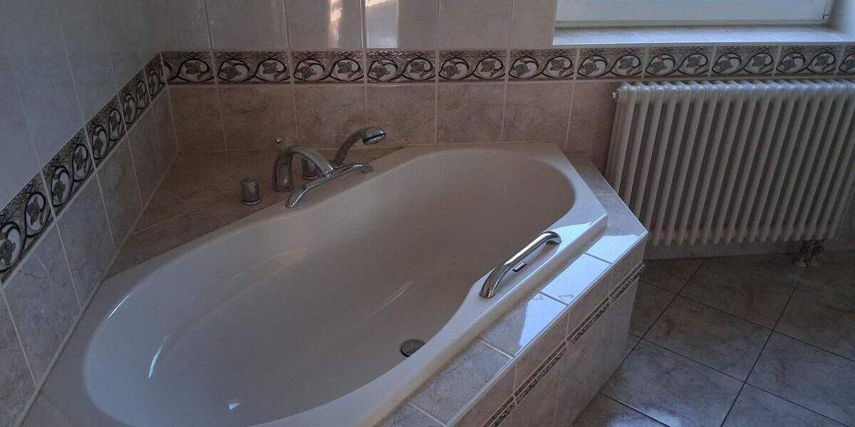 Einfamilienhaus Plauen Reißig - 6 Zimmer, 131 m&sup2;, 275.000&euro; | Angebot:25820909