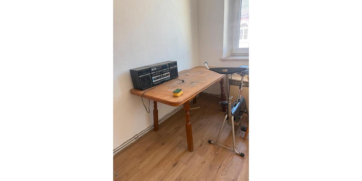 Etagenwohnung Hof Altstadt - 2 Zimmer, 49 m&sup2;, 30.000&euro; | Angebot:27222429
