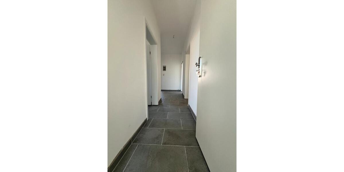Etagenwohnung Selb - 3 Zimmer, 92 m&sup2;, 800&euro; | Angebot:26405823