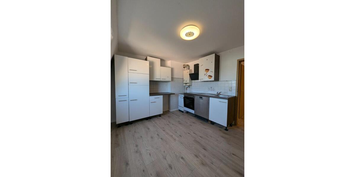 Etagenwohnung Hof Christiansreuth - 3 Zimmer, 85 m&sup2;, 595&euro; | Angebot:25395578