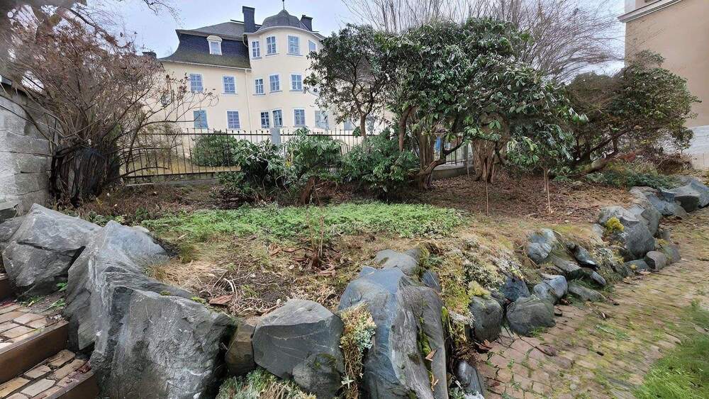 Mehrfamilienhaus, Wohnhaus Markneukirchen - 9 Zimmer, 300 m&sup2;, 245.000&euro; | Angebot:25662127