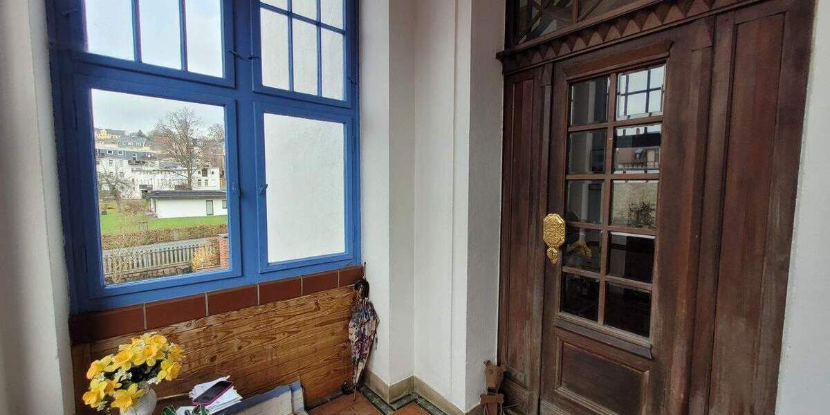 Mehrfamilienhaus, Wohnhaus Markneukirchen - 9 Zimmer, 300 m&sup2;, 245.000&euro; | Angebot:25662127