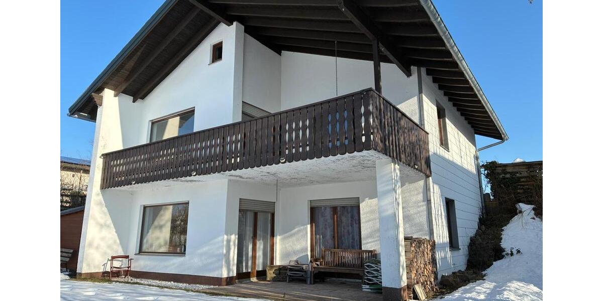 Einfamilienhaus Helmbrechts - 4 Zimmer, 128 m&sup2;, 240.000&euro; | Angebot:25993946