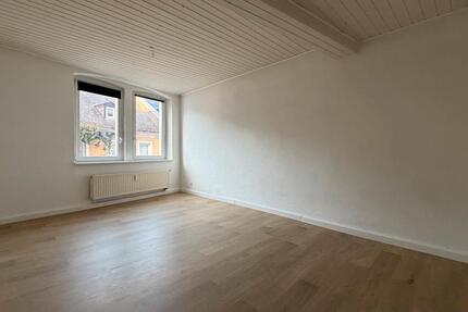 Wohnung Hof Altstadt - 3 Zimmer, 85 m&sup2;, 680&euro; | Angebot:26101740