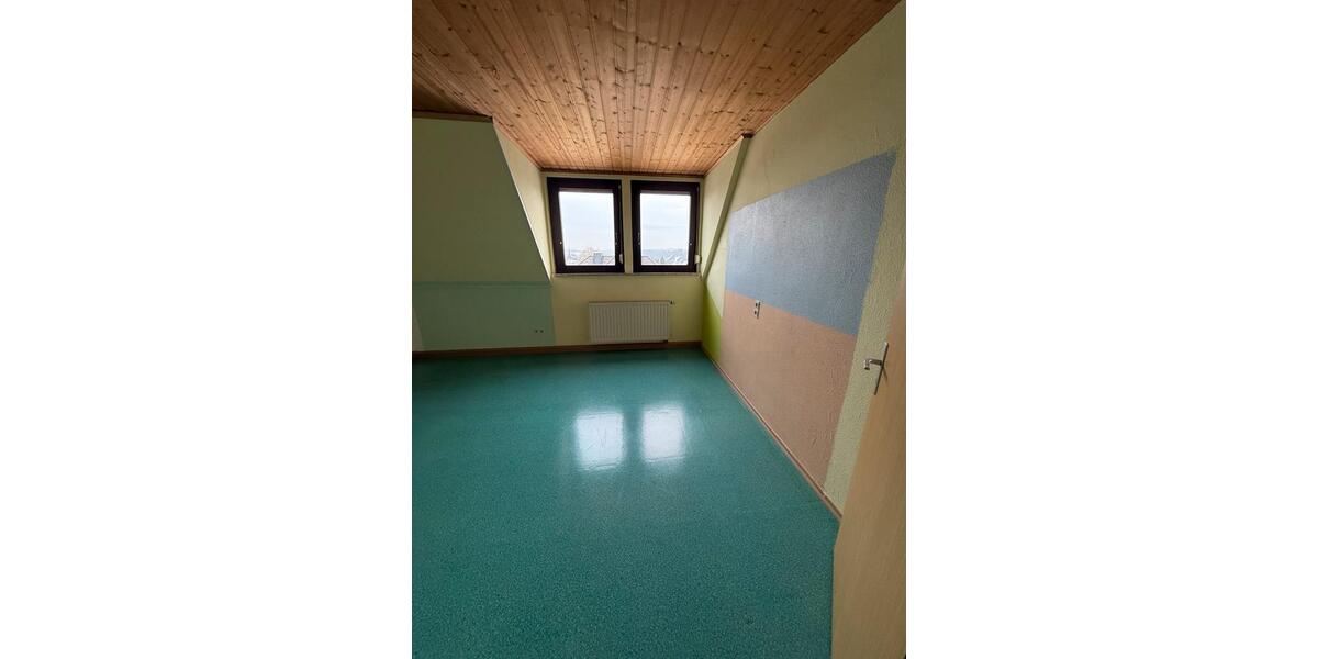 Einfamilienhaus Nordhalben - 6 Zimmer, 169 m&sup2;, 750&euro; | Angebot:25102991