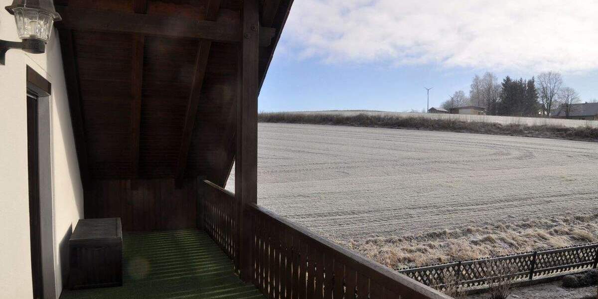 Mehrfamilienhaus, Wohnhaus Selb Plößberg - 7 Zimmer, 172 m&sup2;, 335.000&euro; | Angebot:25821886