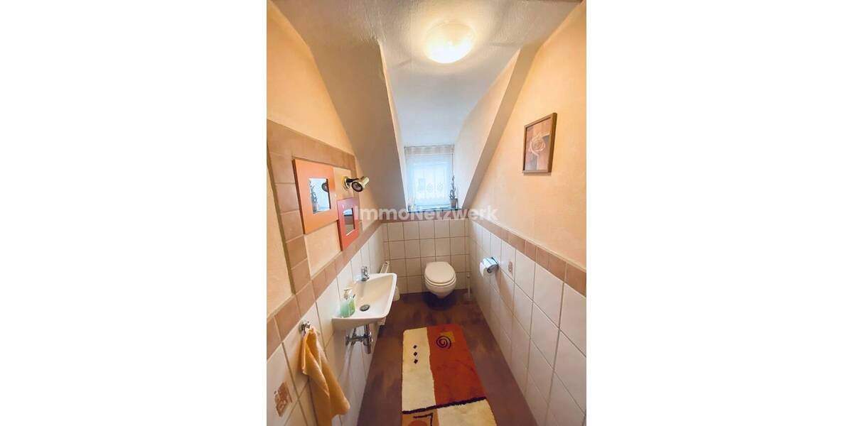 Mehrfamilienhaus, Wohnhaus Schönwald - 9 Zimmer, 192 m&sup2;, 220.000&euro; | Angebot:25715456