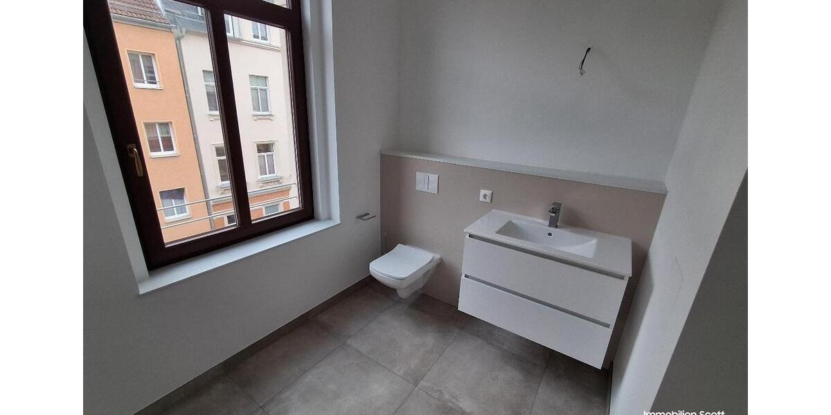 Etagenwohnung Plauen Bahnhofsvorstadt - 3 Zimmer, 94 m&sup2;, 800&euro; | Angebot:22653710