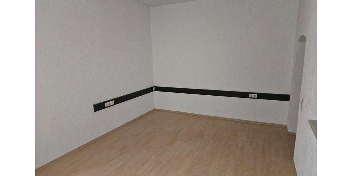 Etagenwohnung Hof Altstadt - 3 Zimmer, 105 m&sup2;, 840&euro; | Angebot:25509737