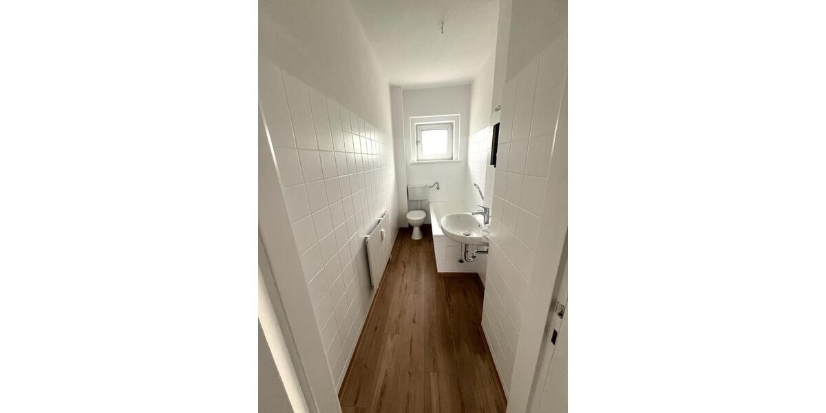 Erdgeschoßwohnung Hof Neuhof - 3 Zimmer, 54 m&sup2;, 385&euro; | Angebot:25162005