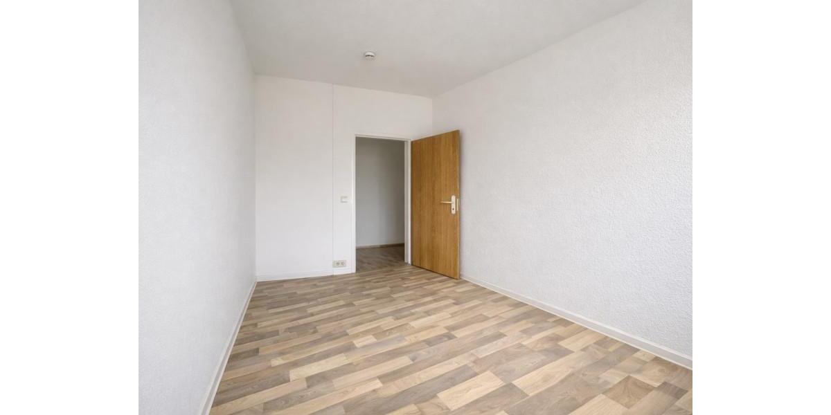 Etagenwohnung Plauen Alt Chrieschwitz - 3 Zimmer, 56 m&sup2;, 299&euro; | Angebot:25053035