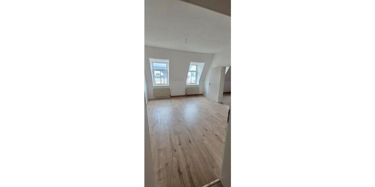 Etagenwohnung Plauen Bahnhofsvorstadt - 2 Zimmer, 43 m&sup2;, 220&euro; | Angebot:26591362