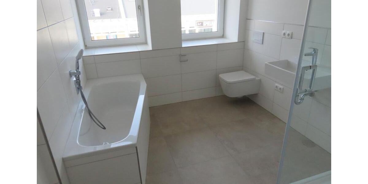 Etagenwohnung Selb - 3 Zimmer, 107 m&sup2;, 1.134&euro; | Angebot:26405754
