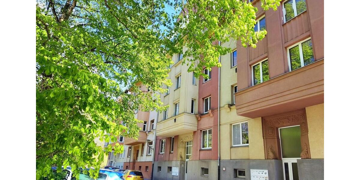 Etagenwohnung Plauen - 2 Zimmer, 61 m&sup2;, 370&euro; | Angebot:24644025