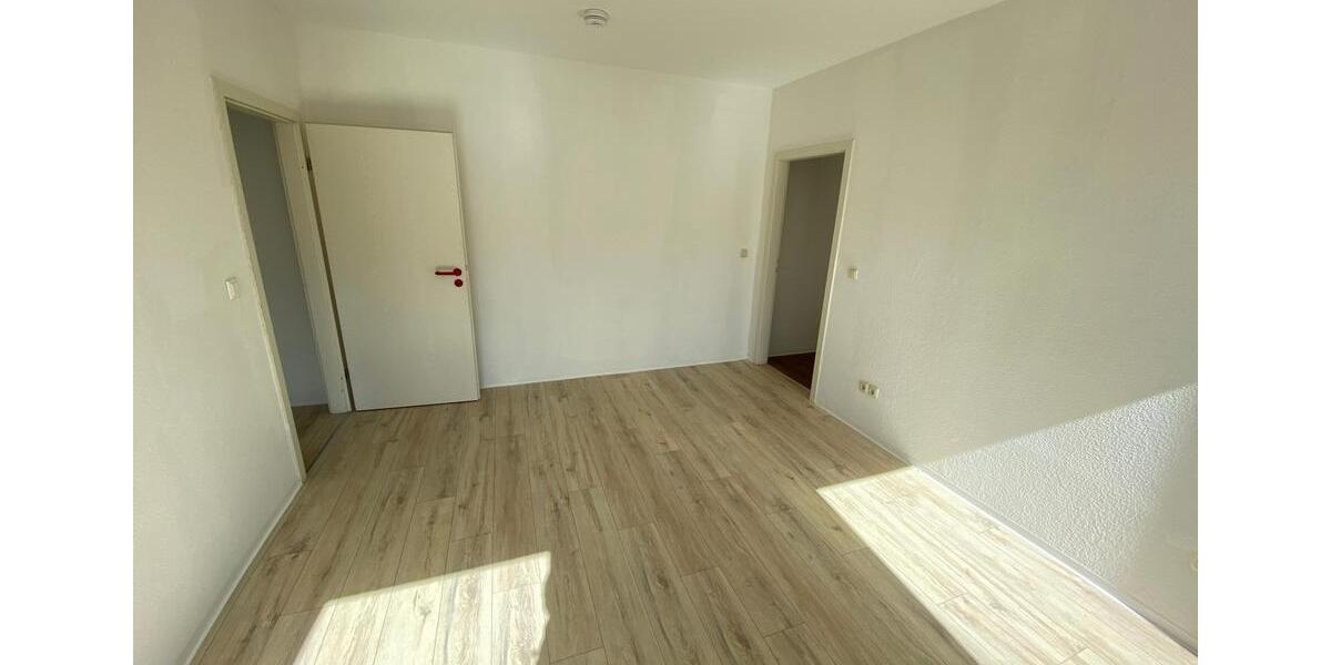 Etagenwohnung Plauen Alt Chrieschwitz - 3 Zimmer, 70 m&sup2;, 350&euro; | Angebot:17334721