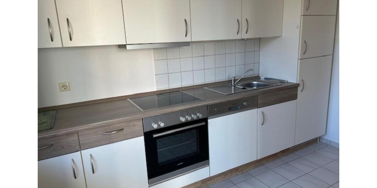 Etagenwohnung Plauen Altstadt - 2 Zimmer, 49 m&sup2;, 290&euro; | Angebot:25273207